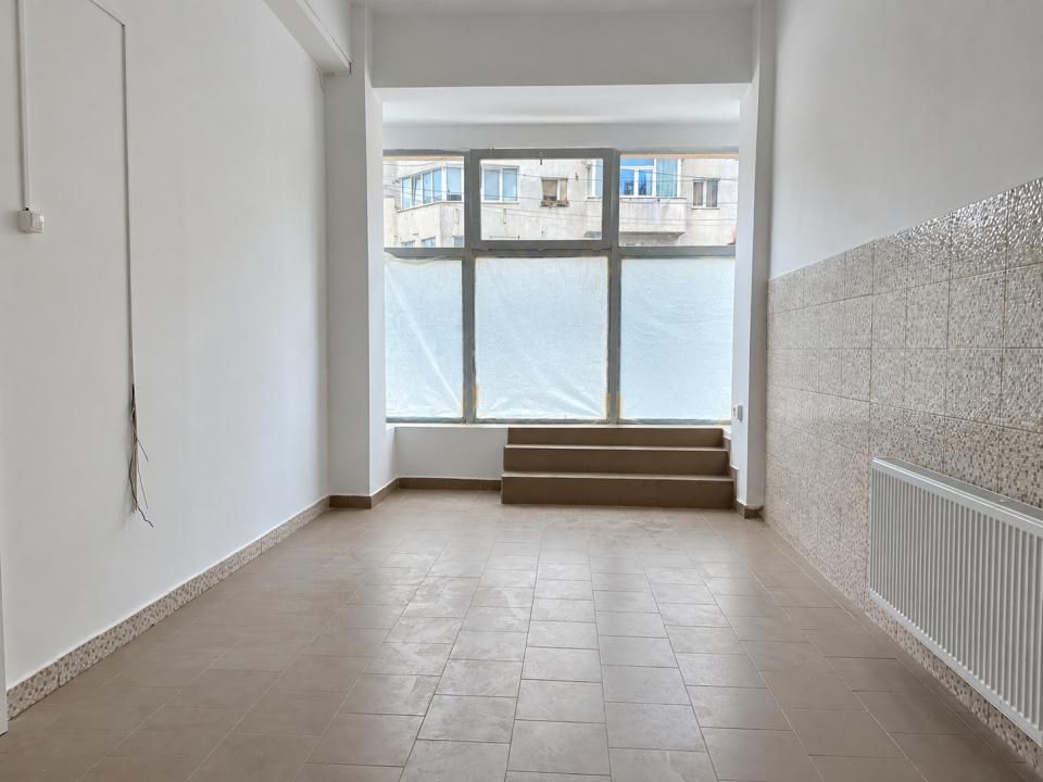 Spațiu comercial cu 5 camere de închiriat în Sud, Bacău – fotografia 5 din 16