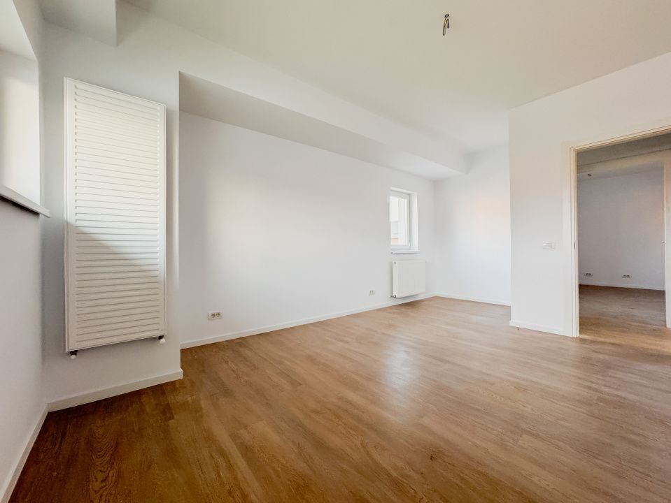 Casă cu 4 camere de vânzare în Nord-Vest, Sabareni – fotografia 18 din 22