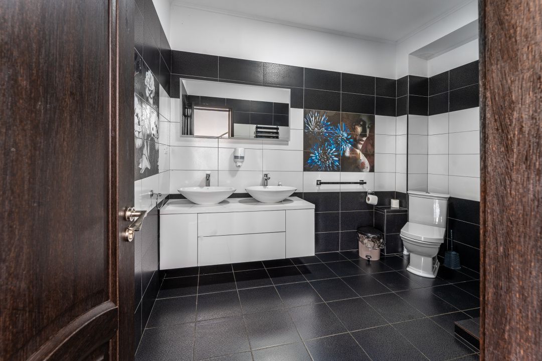 Hotel / pensiune cu 8 camere de vânzare în Central, Călimănești – fotografia 21 din 41