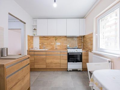 Apartament cu 2 camere de vânzare în Tractorul, Brașov – fotografia 3 din 22