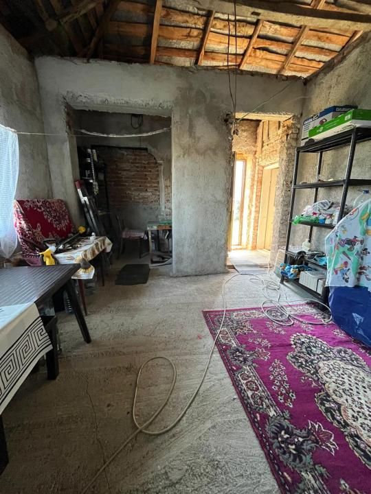 Casă cu 2 camere de vânzare în Central, Greci – fotografia 4 din 15