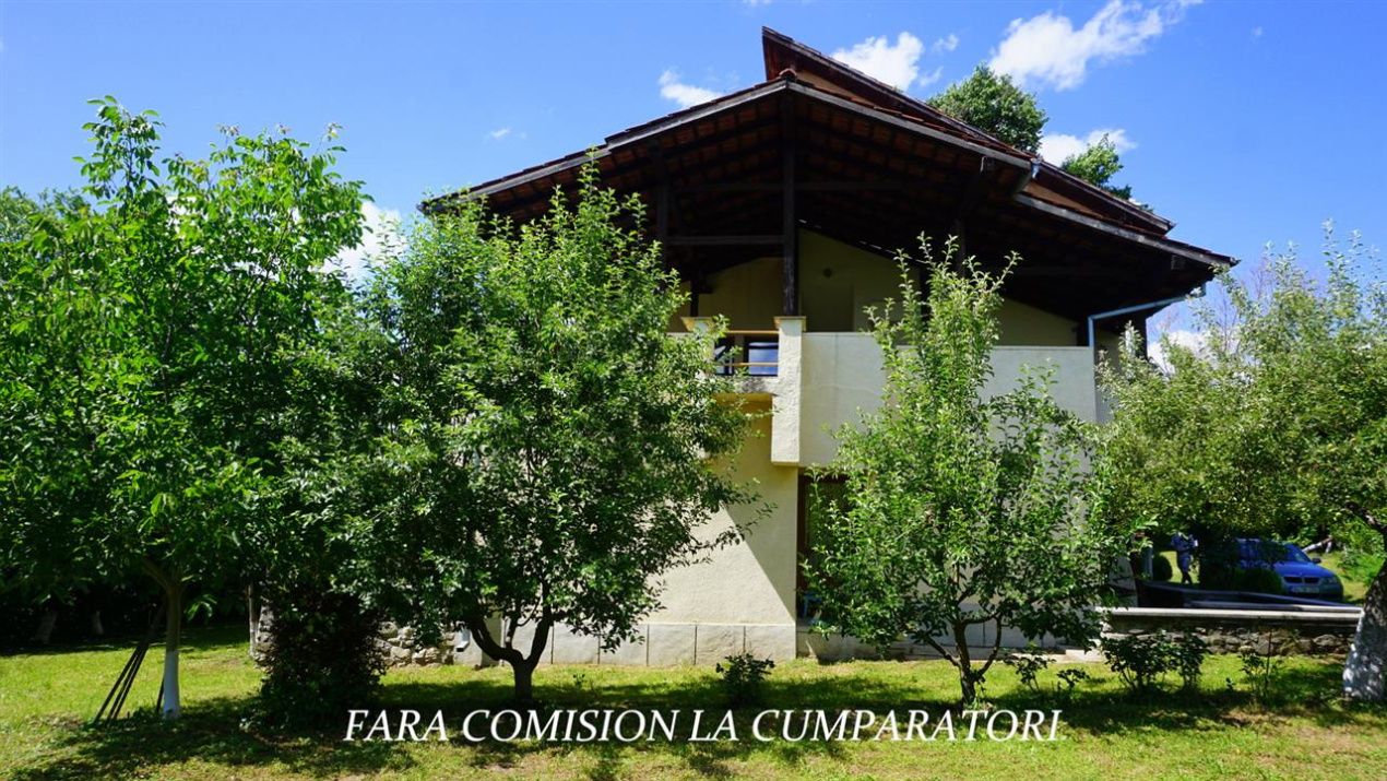 Casă cu 7 camere de vânzare în Daesti – fotografia 32 din 44