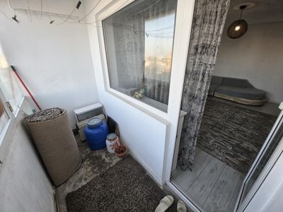 Apartament cu 3 camere de vânzare în Tomis Nord, Constanța – fotografia 3 din 10