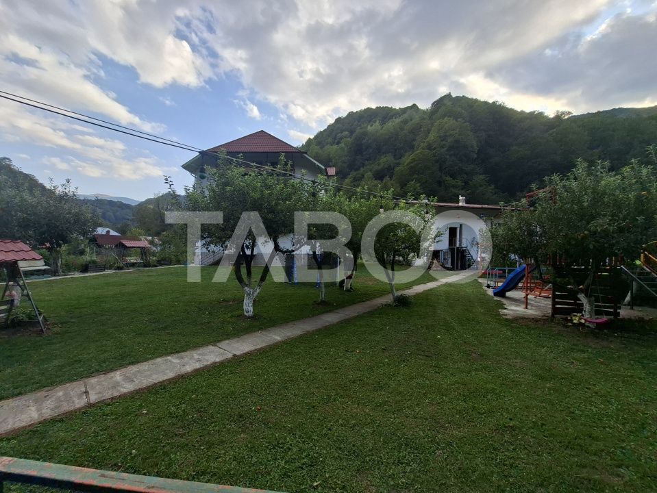 Casă cu 29 camere de vânzare în Valea Macesului – fotografia 27 din 49