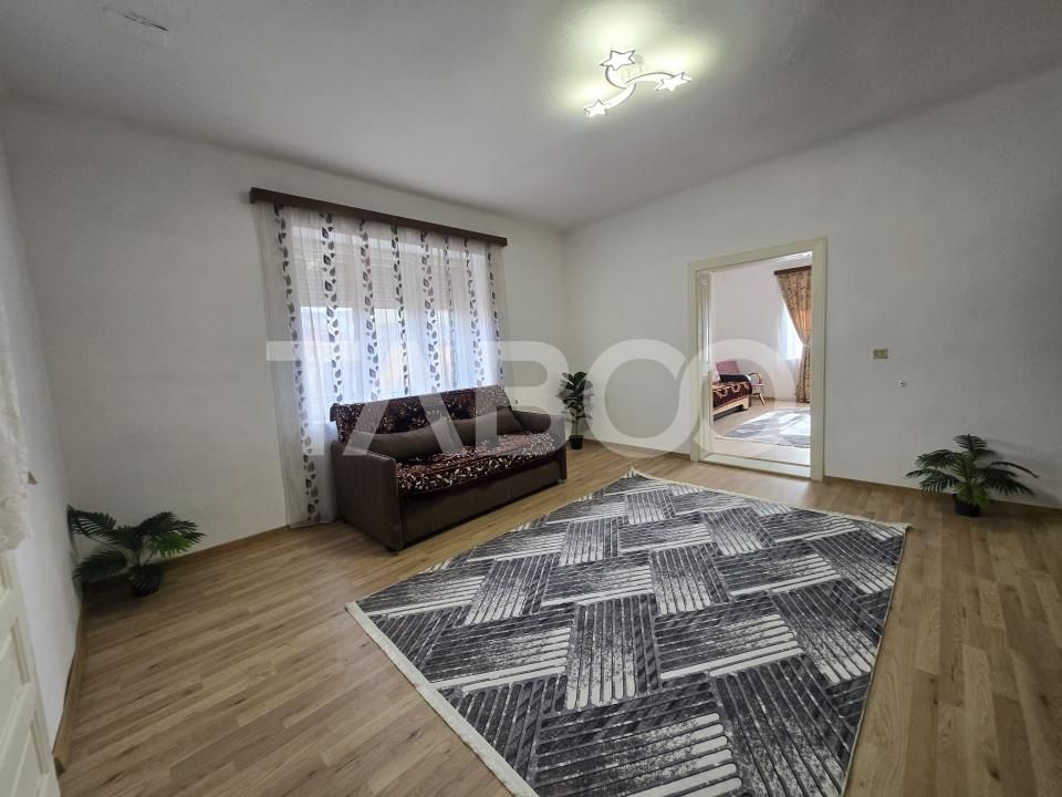 Casă cu 5 camere de vânzare în Vurpar – fotografia 11 din 26