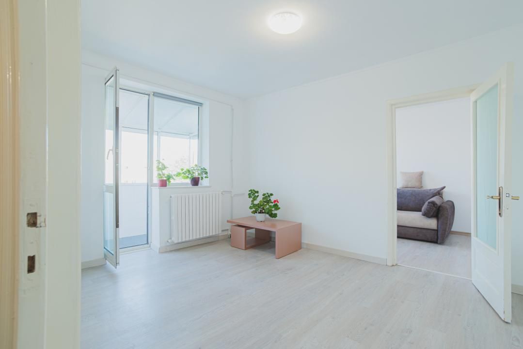 Apartament cu 2 camere de vânzare în City Park Mall, Constanța – fotografia 1 din 23