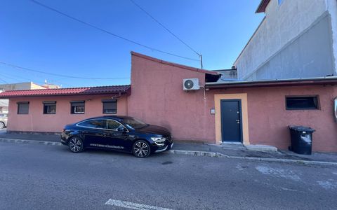 Casă cu 4 camere de vânzare în Rahova, București