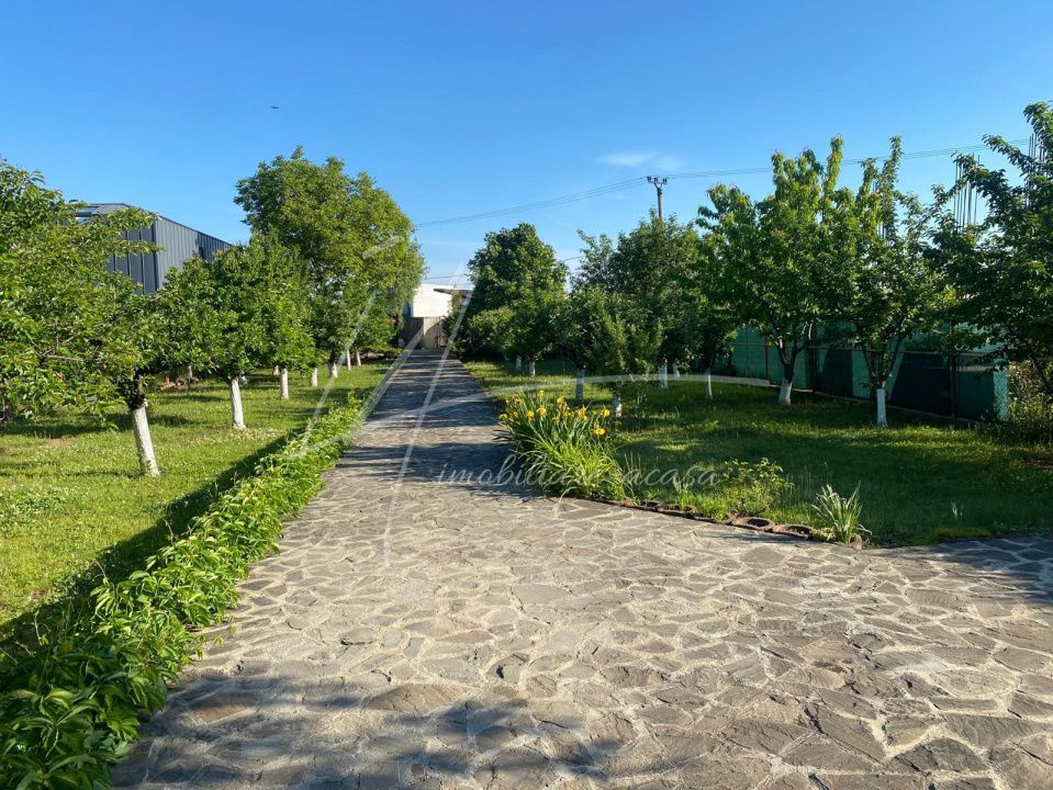 Casă cu 7 camere de vânzare în Central, Balotești – fotografia 3 din 27