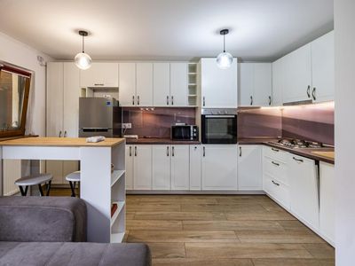 Casă cu 4 camere de vânzare în Central, Dumbrăvița – fotografia 5 din 40