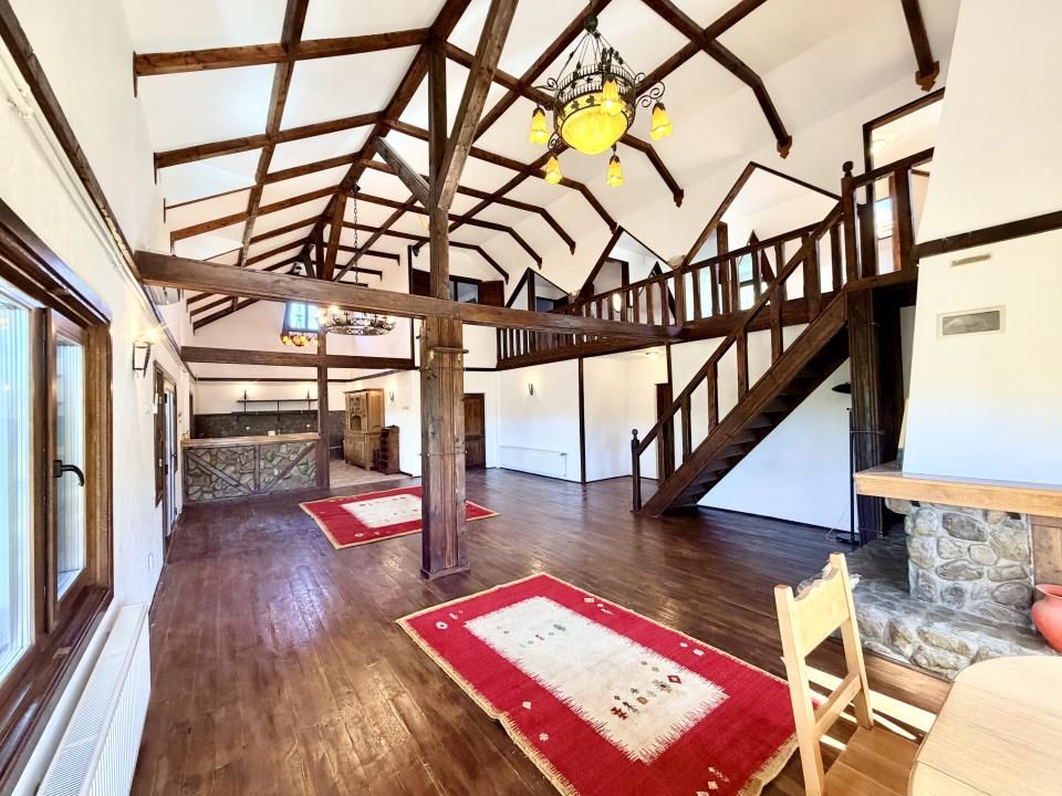 Casă cu 6 camere de vânzare în Nord-Est, Livadea – fotografia 12 din 39