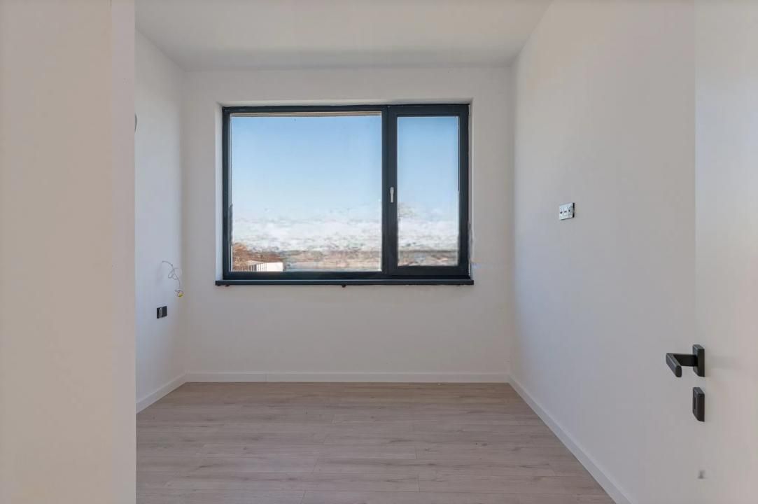 Casă cu 4 camere de vânzare în Central, Tunari – fotografia 7 din 9