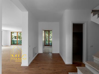 Casă cu 5 camere de vânzare în Central, Saftica – fotografia 4 din 20