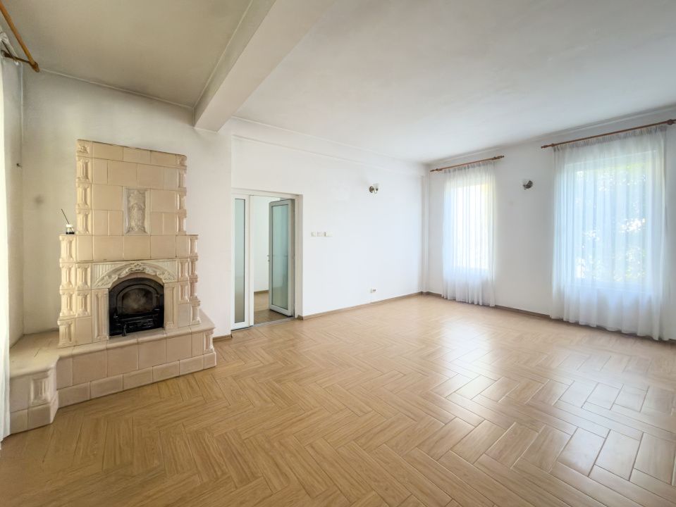 Hotel / pensiune cu 10 camere de vânzare în Mamaia-Sat – fotografia 11 din 33