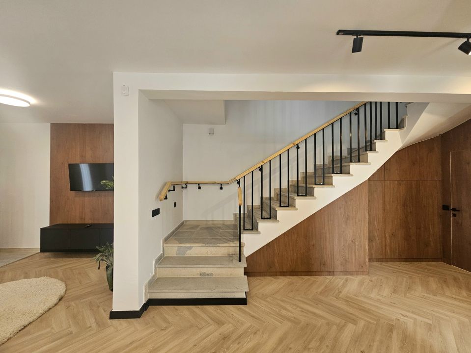 Casă cu 4 camere de vânzare în Gilău – fotografia 11 din 33
