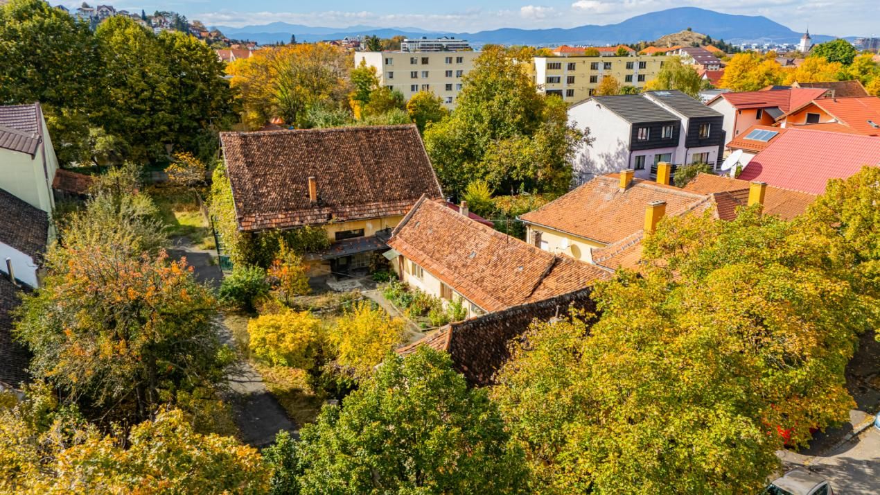 Casă cu 6 camere de vânzare în Brasovul Vechi, Brașov – fotografia 1 din 34