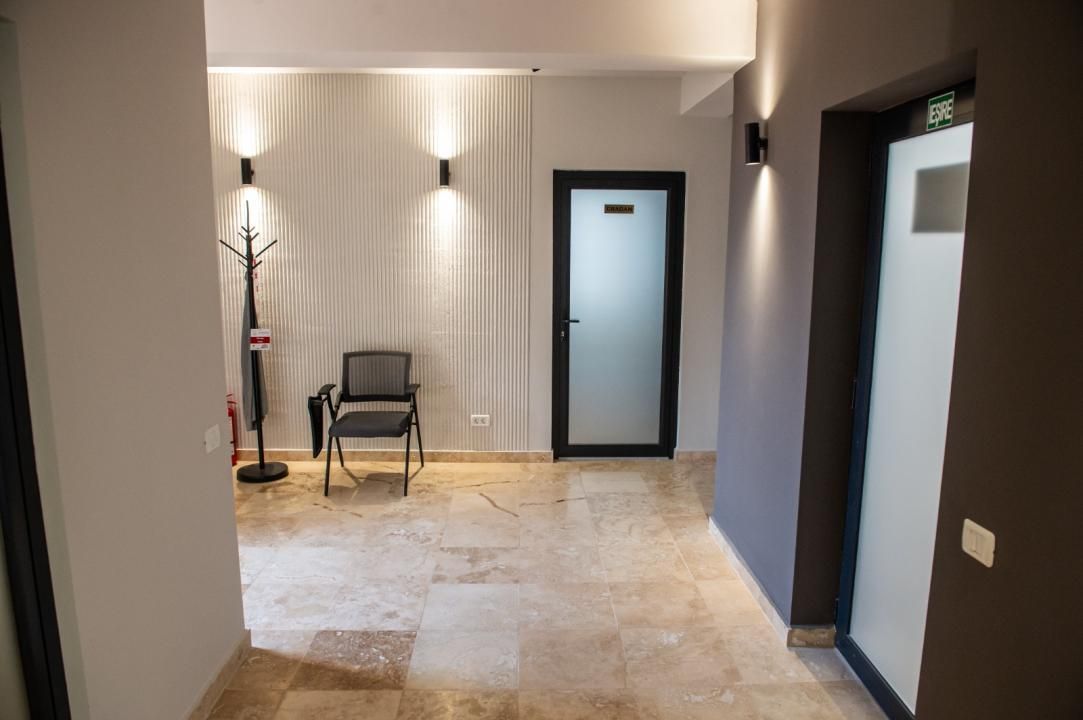 Spațiu de birouri cu 1 cameră de închiriat în Casa de Cultura, Constanța – fotografia 5 din 12