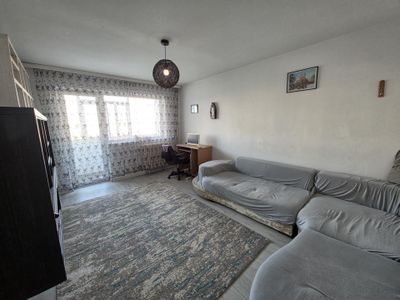 Apartament cu 3 camere de vânzare în Tomis Nord, Constanța – fotografia 2 din 10