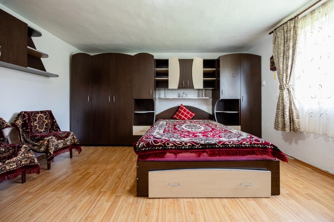 Casă cu 4 camere de vânzare în Central, Magura – fotografia 27 din 40