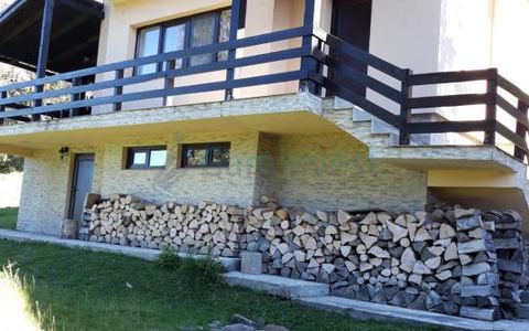Hotel / pensiune cu 5 camere de vânzare în Central, Vartop