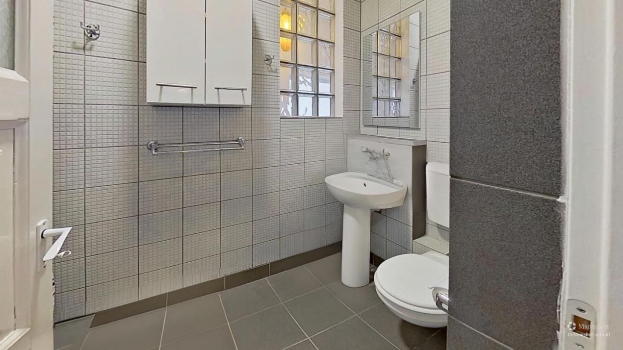 Casă cu 6 camere de vânzare în Vatra Luminoasa, București – fotografia 21 din 30