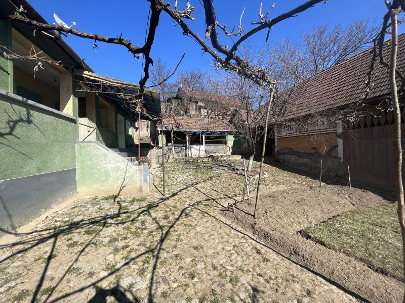 Casă cu 3 camere de vânzare în Central, Cricau – fotografia 12 din 32