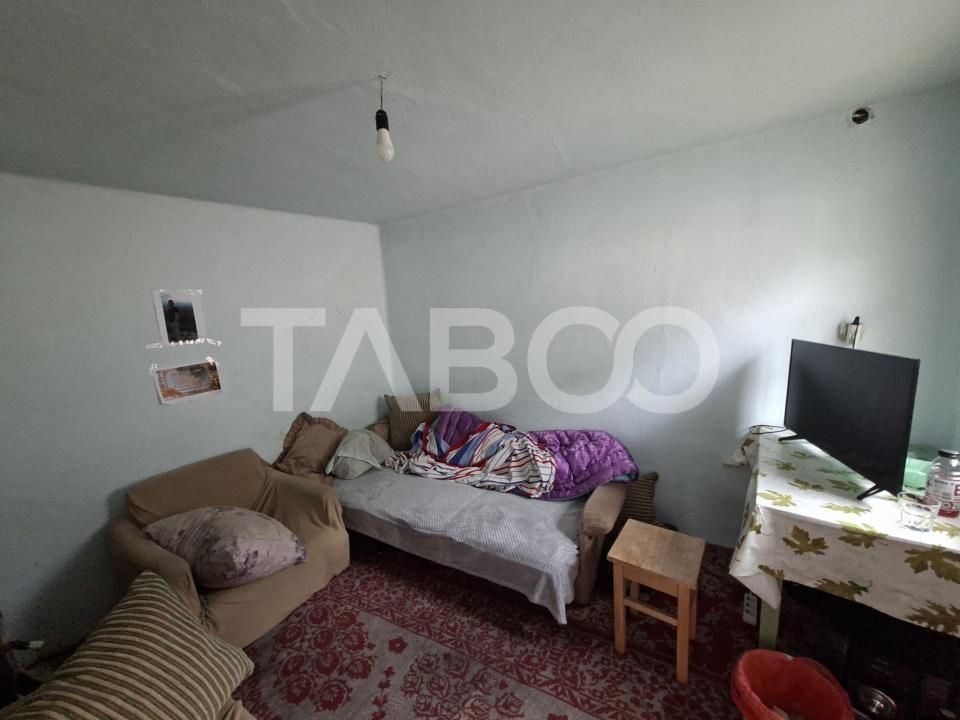 Casă cu 2 camere de vânzare în Poplaca – fotografia 7 din 16