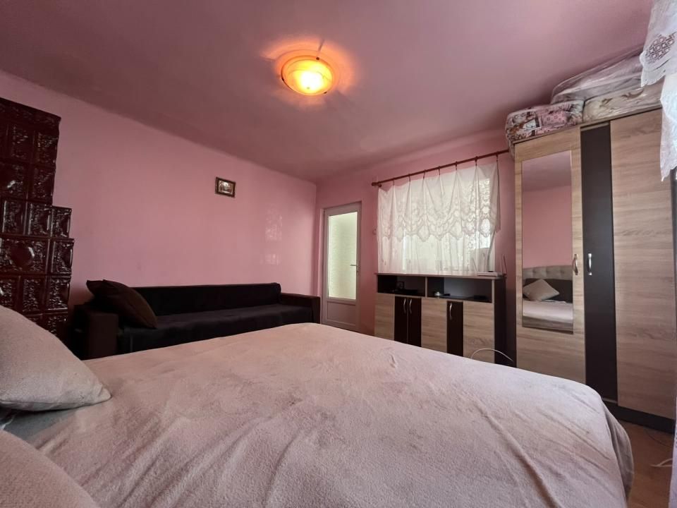 Casă cu 3 camere de vânzare în Periferie, Pucioasa – fotografia 7 din 20
