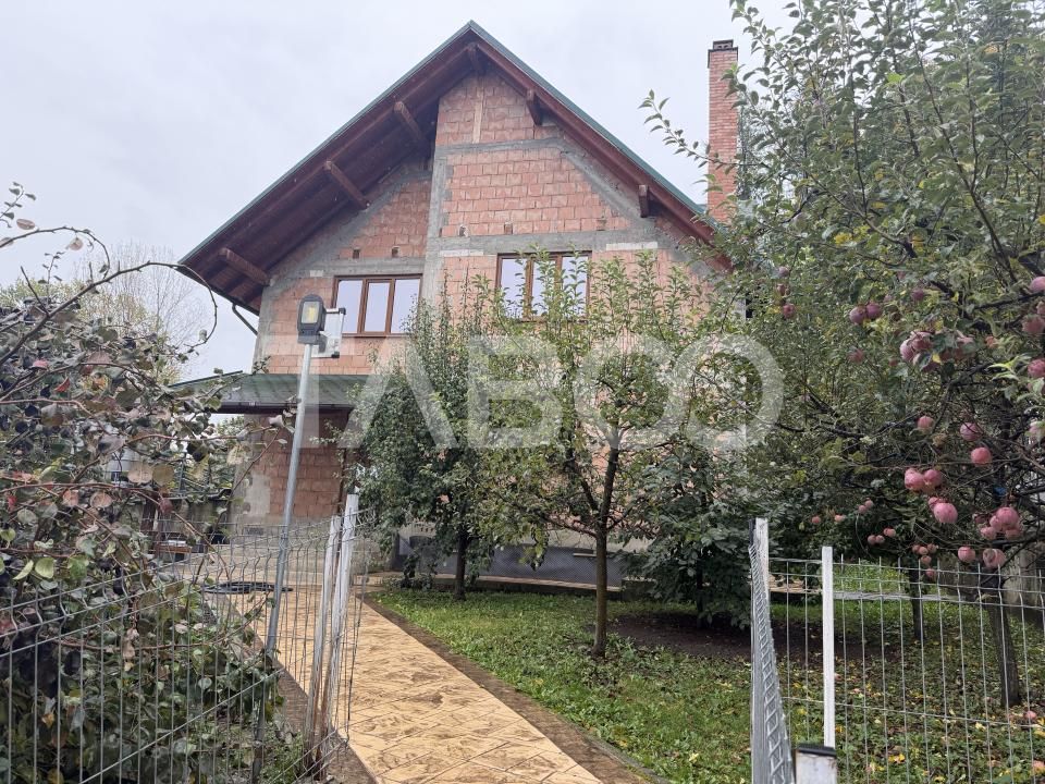 Casă cu 7 camere de vânzare în Berivoi – fotografia 19 din 29