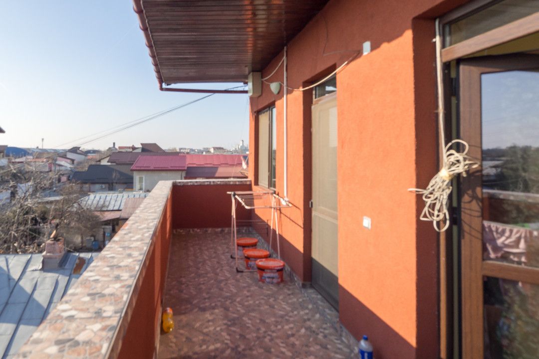 Casă cu 8 camere de vânzare în Est, Voluntari – fotografia 64 din 65
