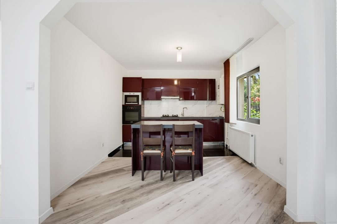 Casă cu 4 camere de vânzare în Horpaz – fotografia 11 din 31