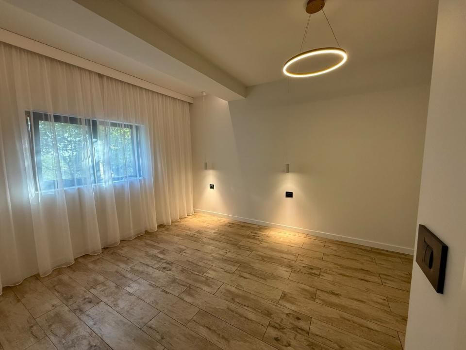 Casă cu 4 camere de vânzare în Nord-Est, Afumați – fotografia 9 din 18