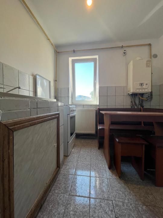 Apartament cu 2 camere de vânzare în Central, Găești – fotografia 7 din 16