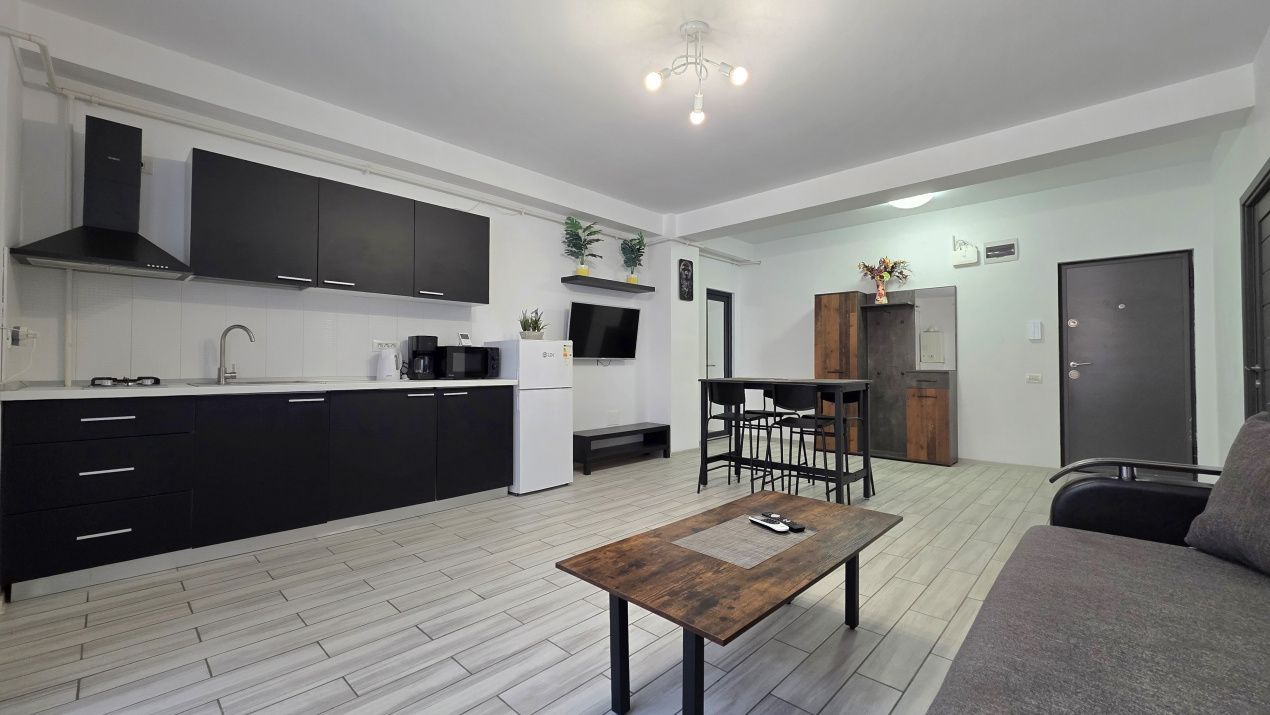Apartament cu 2 camere de vânzare în Mamaia-Sat – fotografia 1 din 12