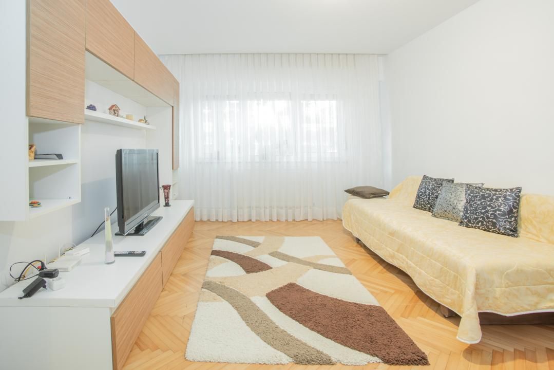Apartament cu 3 camere de închiriat în Faleza Nord, Constanța – fotografia 1 din 22