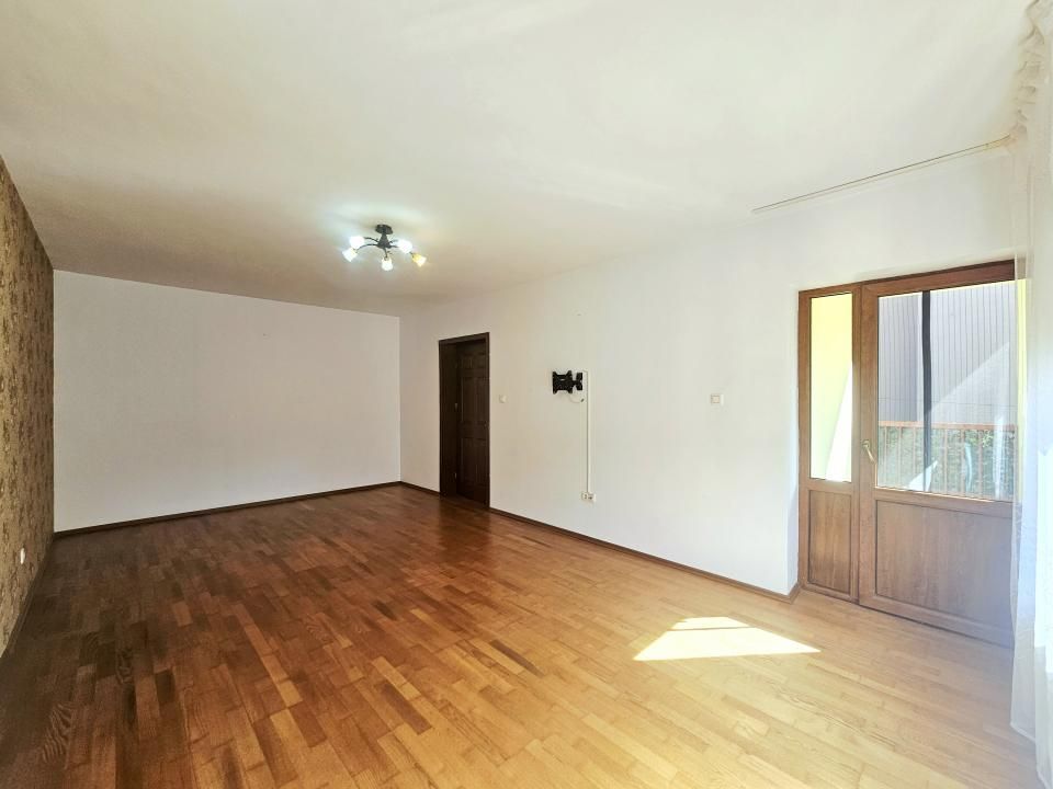 Casă cu 4 camere de vânzare în Sud, Ploiești – fotografia 6 din 17