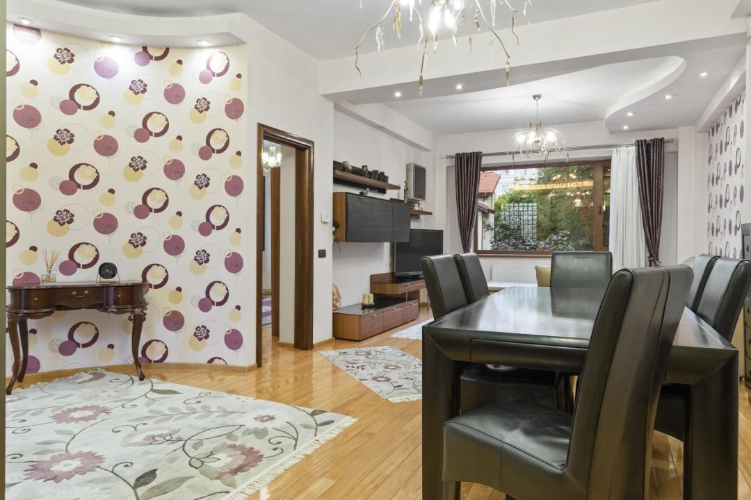Casă cu 8 camere de vânzare în Vatra Luminoasa, București – fotografia 33 din 38