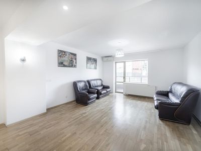 Apartament cu 2 camere de vânzare în Costin Georgian, București – fotografia 2 din 12