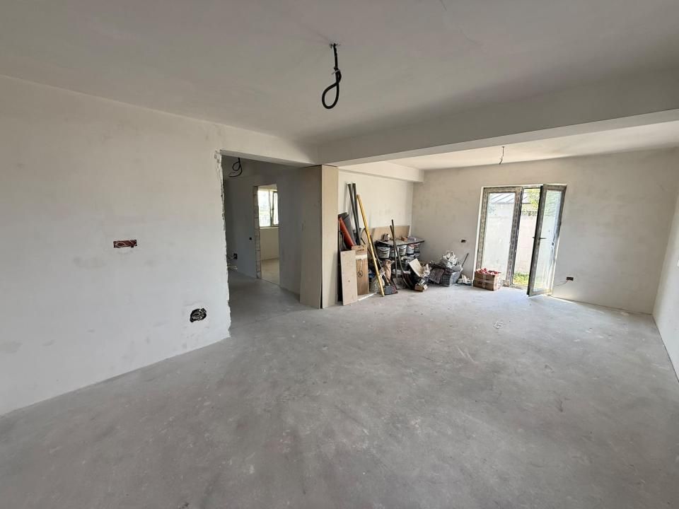 Casă cu 4 camere de vânzare în Sud, Berceni – fotografia 21 din 30