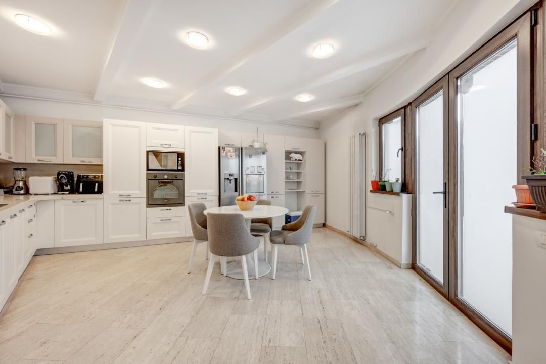 Apartament cu 5 camere de vânzare în Bucureștii Noi, București – fotografia 15 din 27