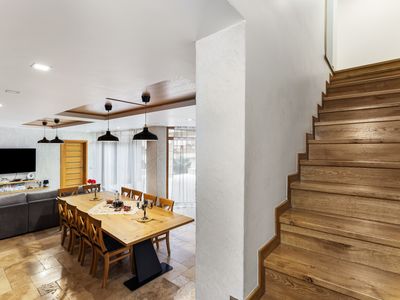 Casă cu 11 camere de vânzare în Faleza Nord, Constanța – fotografia 5 din 31
