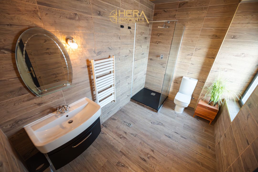 Casă cu 8 camere de vânzare în Ultimul leu, Galați – fotografia 50 din 86