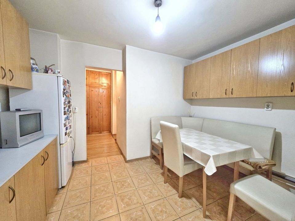 Apartament cu 3 camere de vânzare în Nufarul, Oradea – fotografia 7 din 16