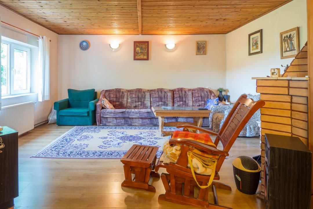 Casă cu 5 camere de vânzare în Fagetu – fotografia 14 din 57