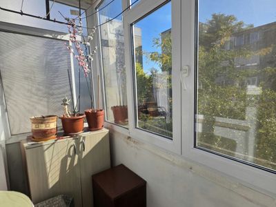Apartament cu 3 camere de vânzare în Km 4-5, Constanța – fotografia 3 din 8