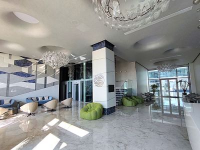 Apartament cu 2 camere de vânzare în Central, Mamaia-Sat – fotografia 3 din 36