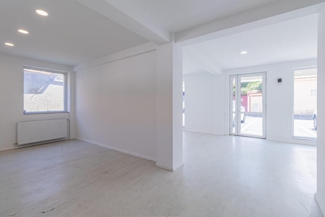 Spațiu comercial cu 2 camere de închiriat în Brasovul Vechi, Brașov – fotografia 3 din 8