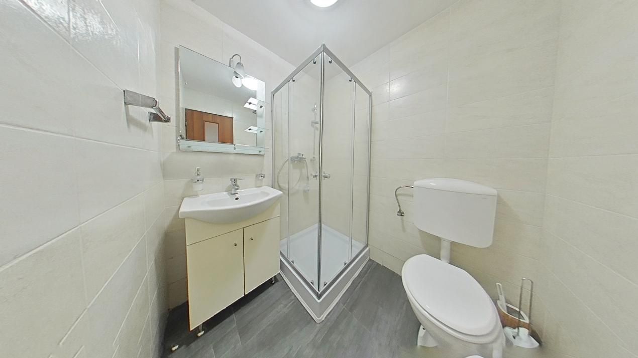 Apartament cu 4 camere de închiriat în Arad – fotografia 9 din 16