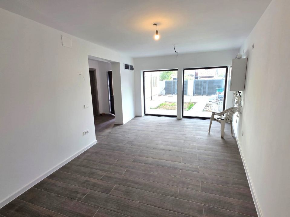 Casă cu 4 camere de vânzare în Chitila, București – fotografia 1 din 34