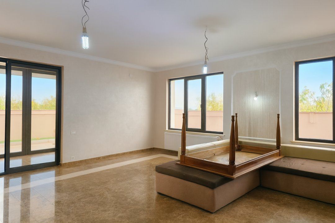 Casă cu 8 camere de vânzare în Snagov – fotografia 8 din 26