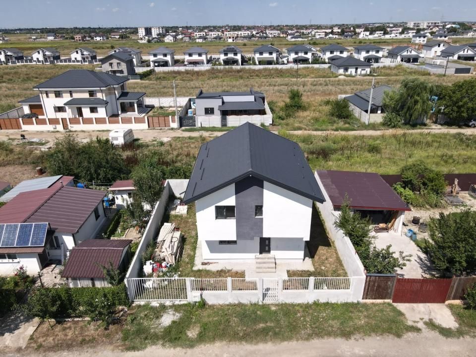 Casă cu 4 camere de vânzare în Sud, Berceni – fotografia 5 din 30